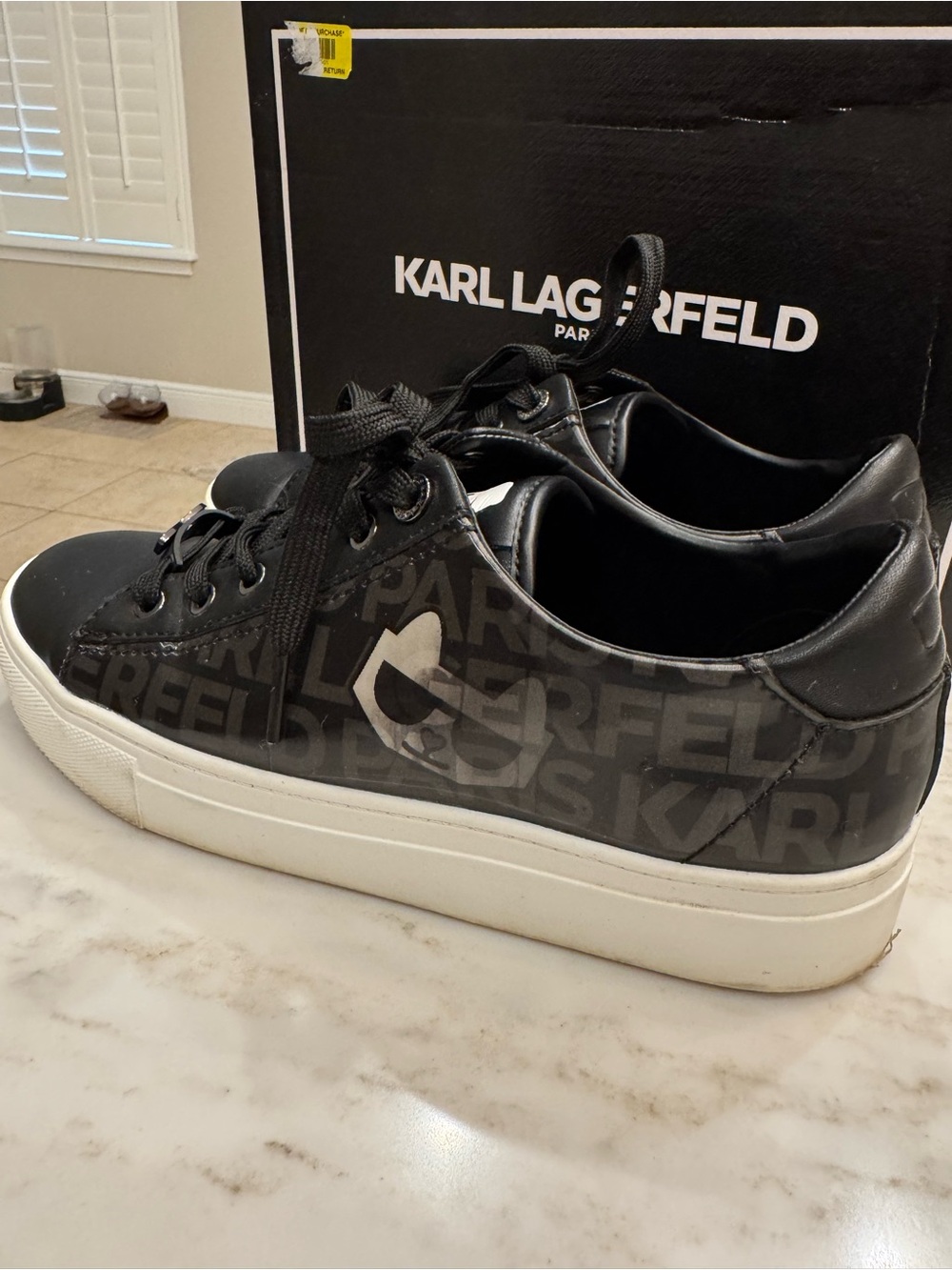 Karl Lagerfeld Black and White Karl Cat Logo Low-Top Sneakers - Picture 4 of 10